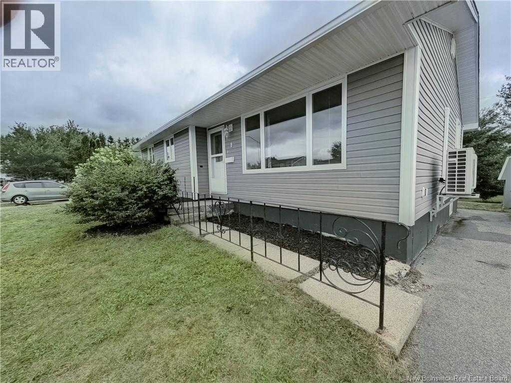 8 Bramalea Street, Miramichi, New Brunswick  E1N 3B6 - Photo 3 - NB144568