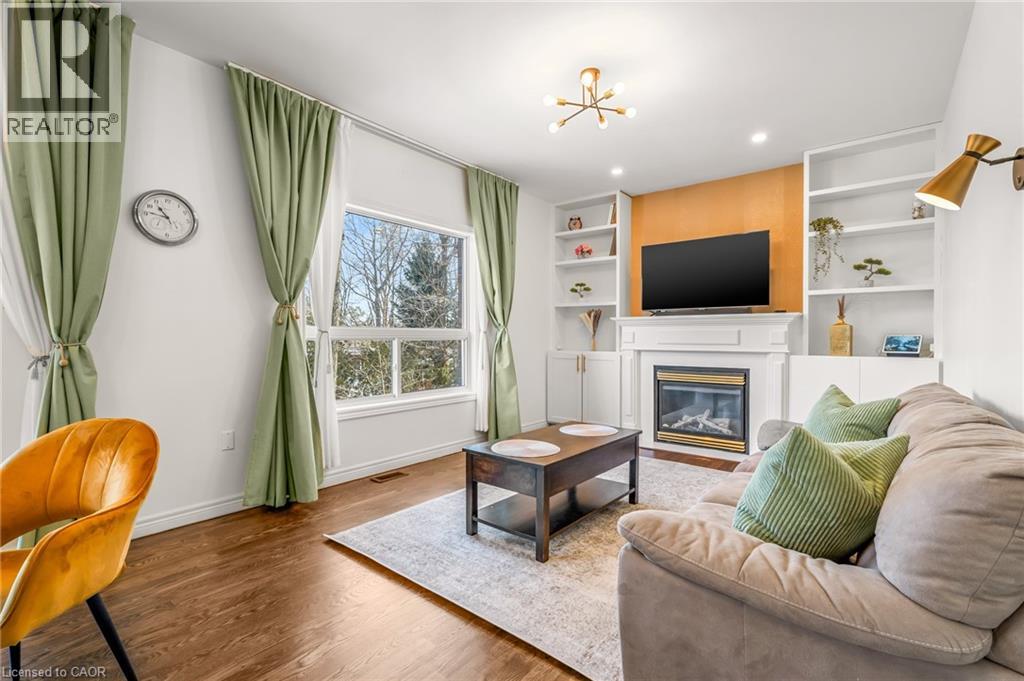 12 Buman Court, Barrie, Ontario  L4N 0L3 - Photo 5 - 40833769