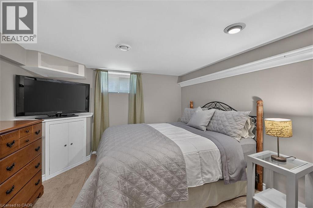 181 Central Drive, Ancaster, Ontario  L9G 2A3 - Photo 33 - 40848211