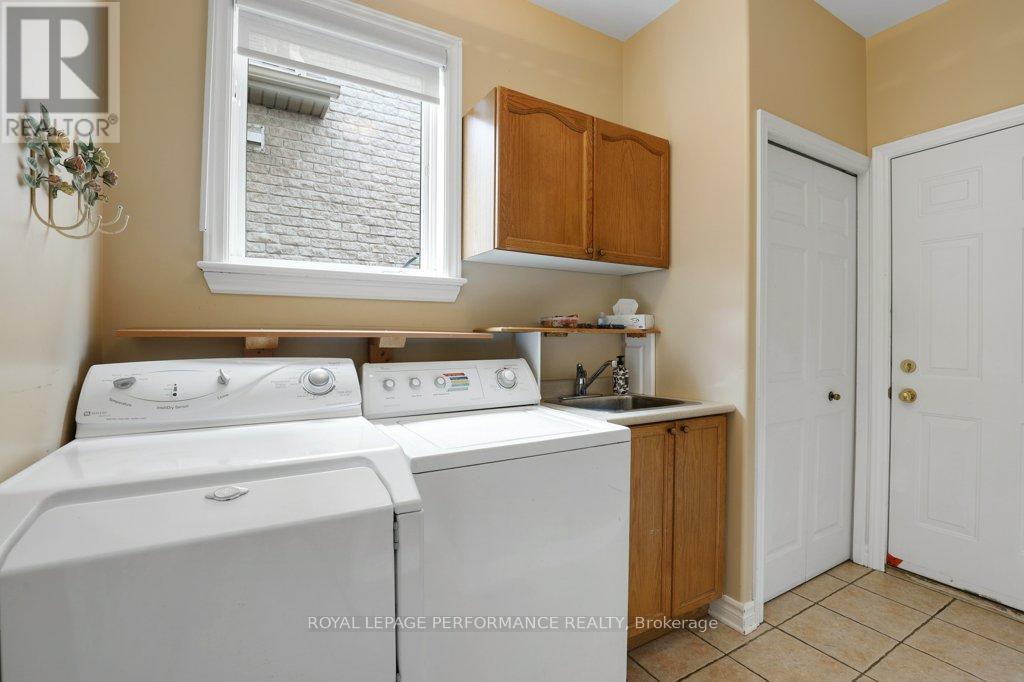 28 Monet Court, Ottawa, Ontario  K1T 4B6 - Photo 9 - X13632626