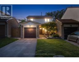 24 HARRISON COURT, Whitby, Ontario