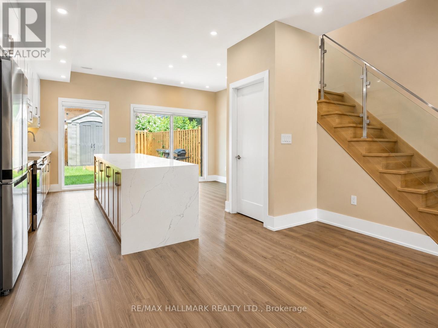 Unit L - 72 Jones Avenue, Toronto, Ontario  M4M 2Z8 - Photo 10 - E13632624