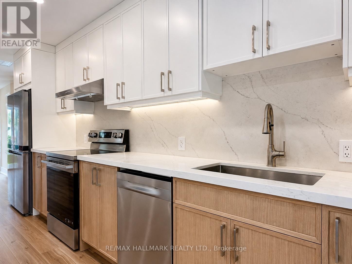 Unit L - 72 Jones Avenue, Toronto, Ontario  M4M 2Z8 - Photo 14 - E13632624