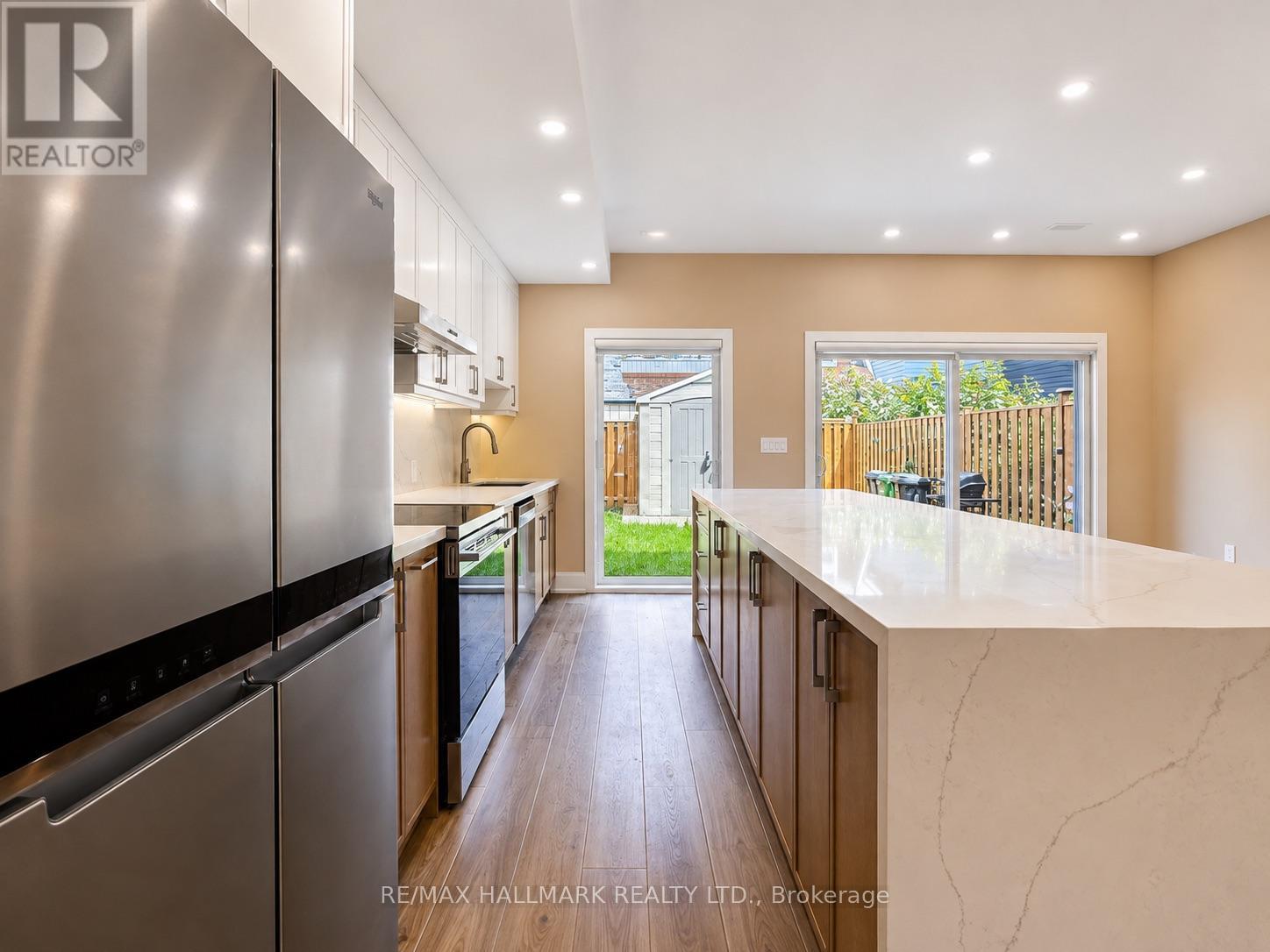 Unit L - 72 Jones Avenue, Toronto, Ontario  M4M 2Z8 - Photo 15 - E13632624
