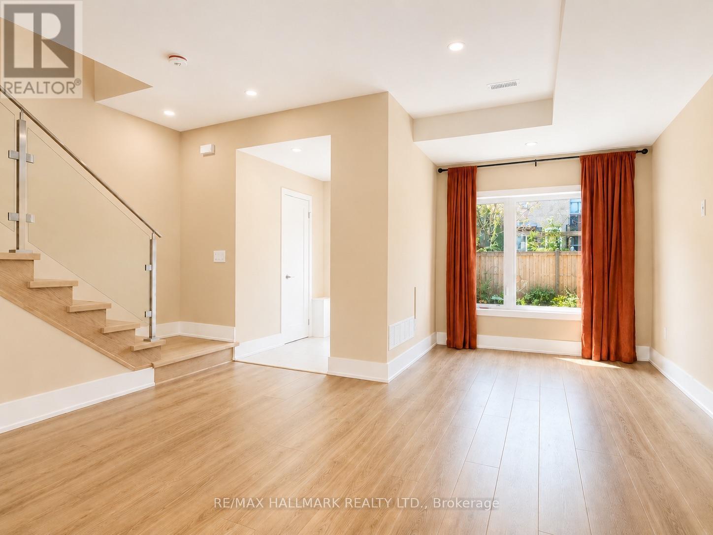 Unit L - 72 Jones Avenue, Toronto, Ontario  M4M 2Z8 - Photo 19 - E13632624