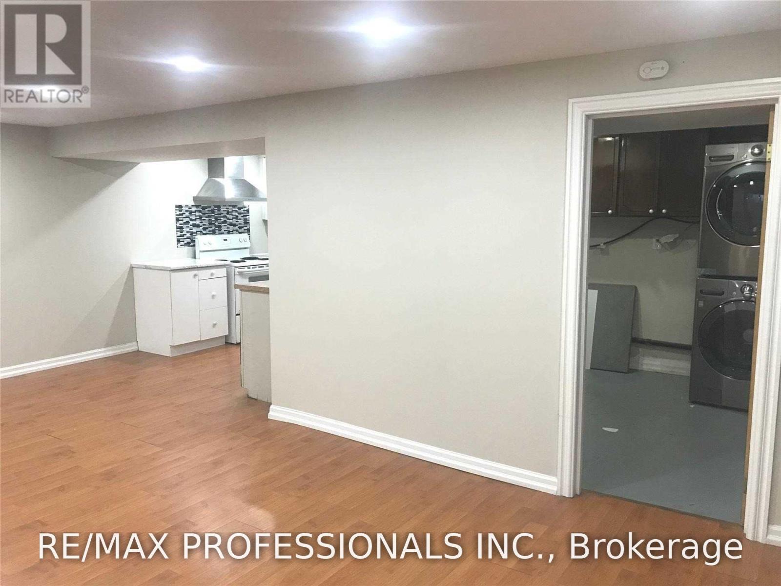 Bsmt - 1582 Otterby Road, Mississauga, Ontario L4X 1W7 - Photo 14 - W13632592