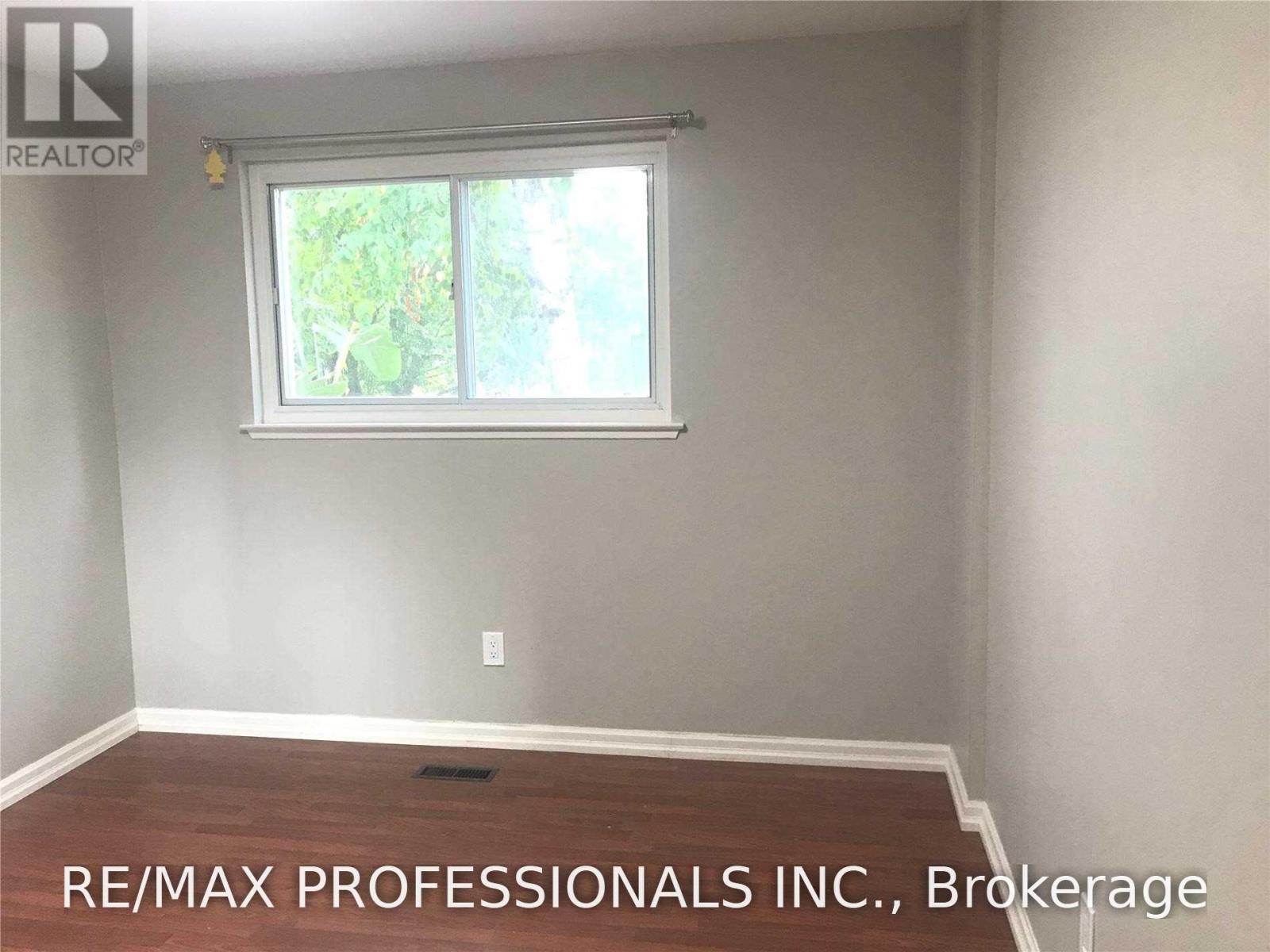 Bsmt - 1582 Otterby Road, Mississauga, Ontario L4X 1W7 - Photo 3 - W13632592