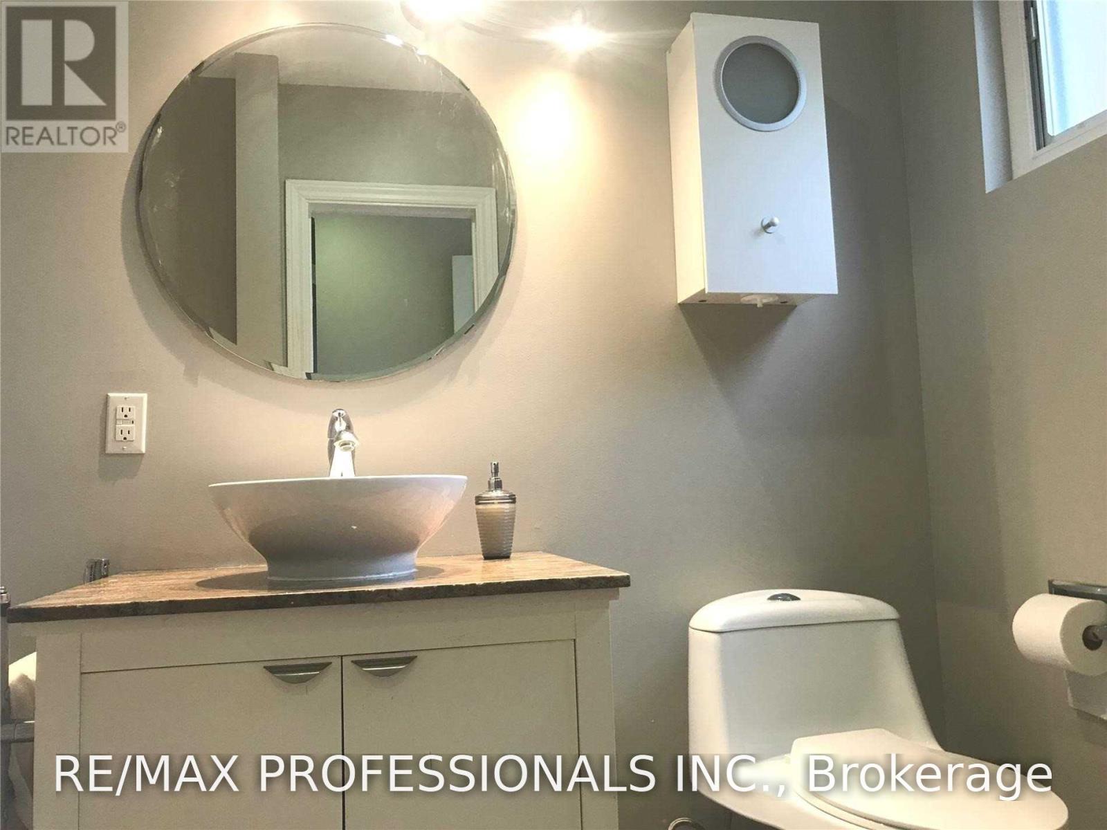 Bsmt - 1582 Otterby Road, Mississauga, Ontario L4X 1W7 - Photo 6 - W13632592