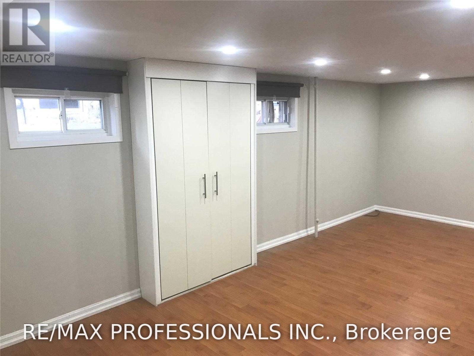 Bsmt - 1582 Otterby Road, Mississauga, Ontario L4X 1W7 - Photo 9 - W13632592