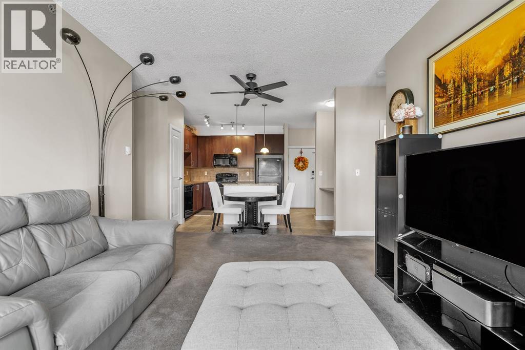 408, 108 Country Village Circle NE, Calgary, Alberta  T3K 0E3 - Photo 5 - A2327328