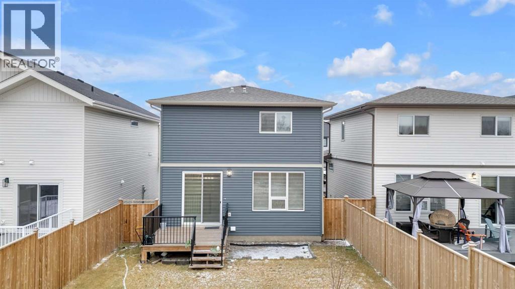 119 Crestview Boulevard, Sylvan Lake, Alberta  T4S 0V8 - Photo 3 - A2305719
