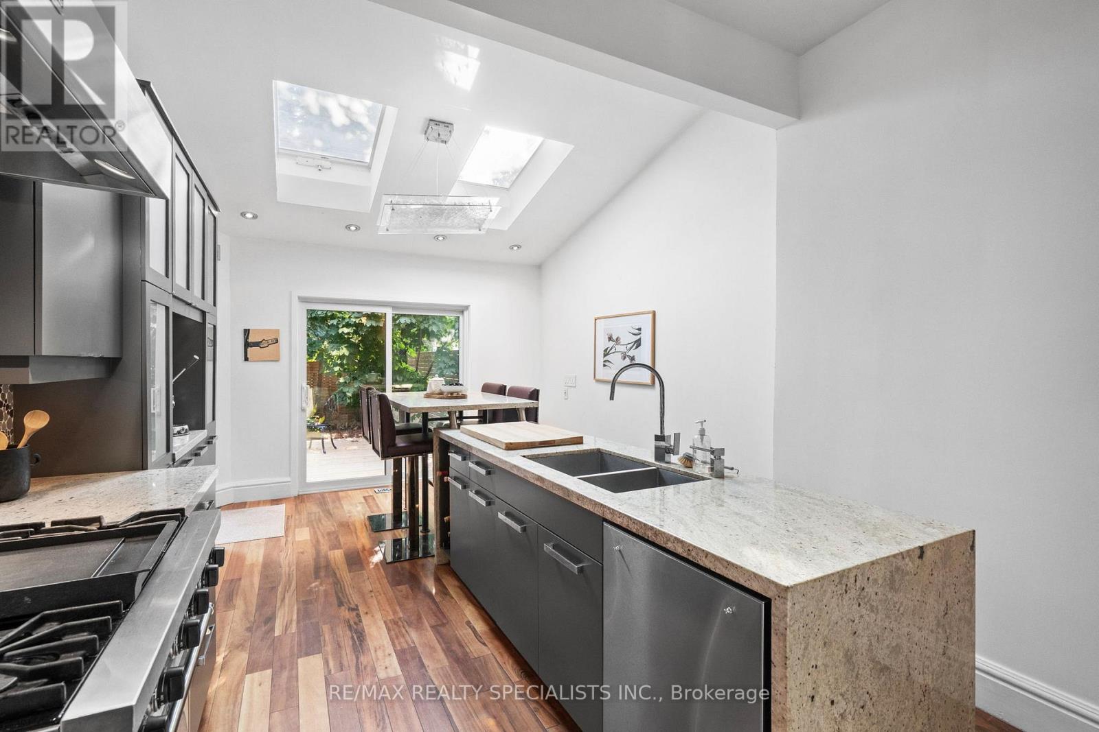 418 Ossington Avenue, Toronto, Ontario M6J 3A7 - Photo 20 - C13593940