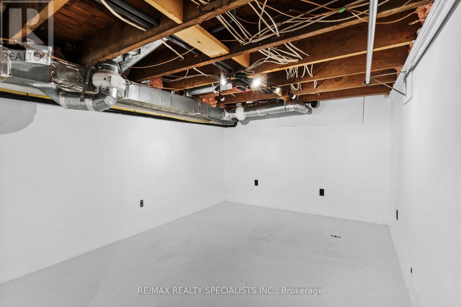 418 Ossington Avenue, Toronto, Ontario M6J 3A7 - Photo 43 - C13593940