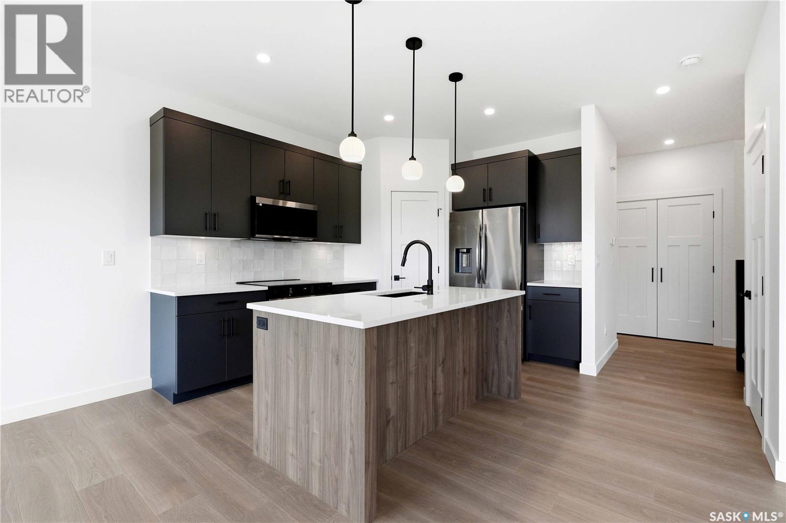 255 Doran Way, Saskatoon, Saskatchewan  S7V 1Z3 - Photo 9 - SK043070