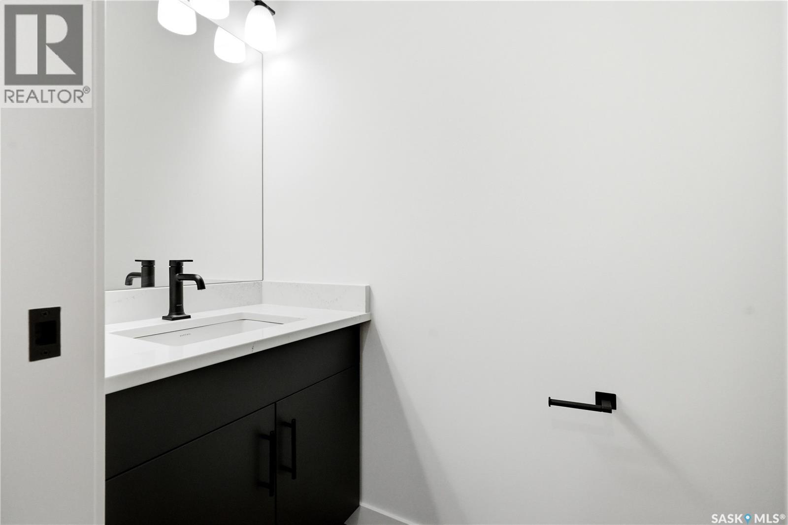 255 Doran Way, Saskatoon, Saskatchewan  S7V 1Z3 - Photo 6 - SK043070