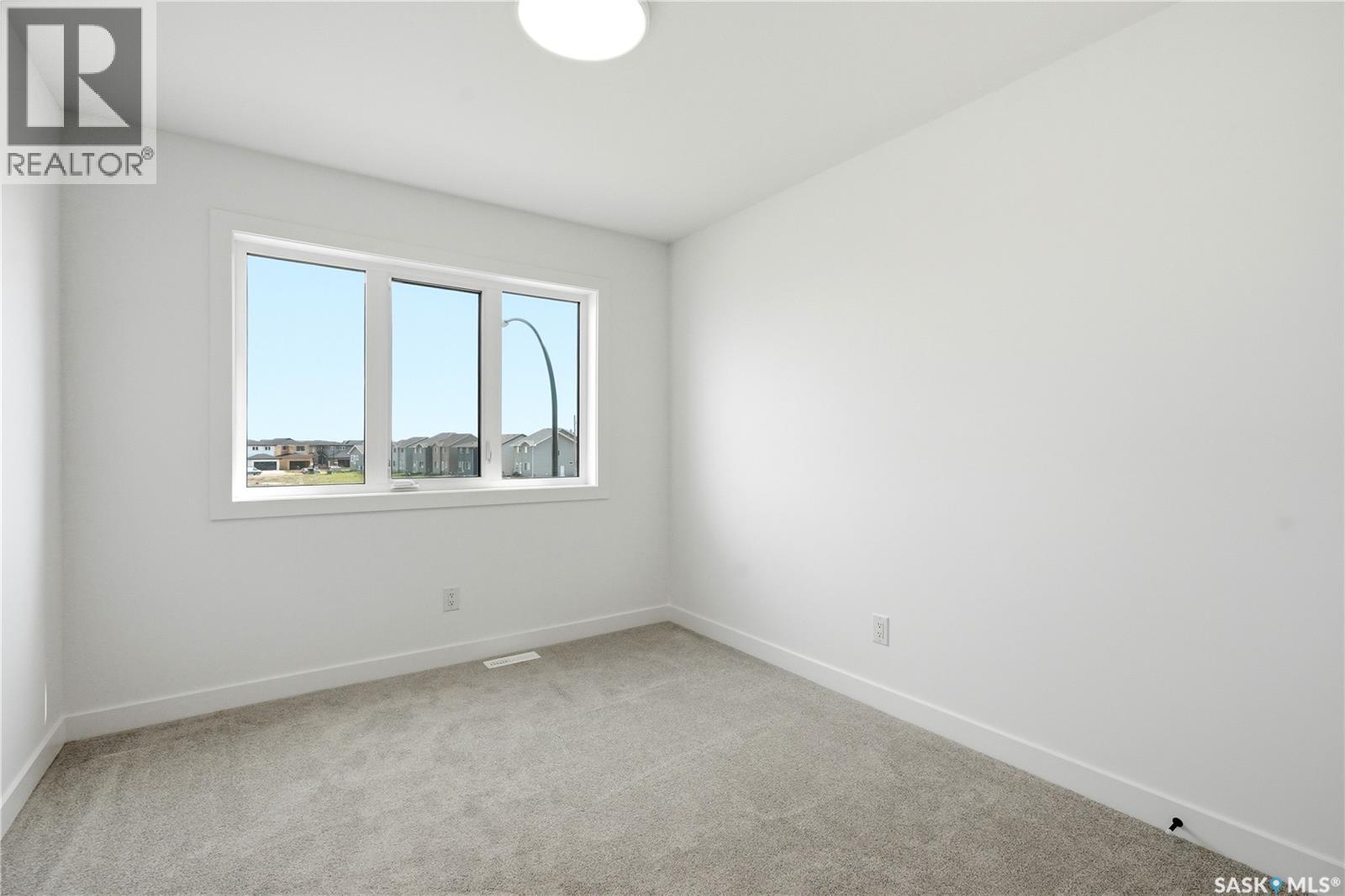 255 Doran Way, Saskatoon, Saskatchewan  S7V 1Z3 - Photo 32 - SK043070