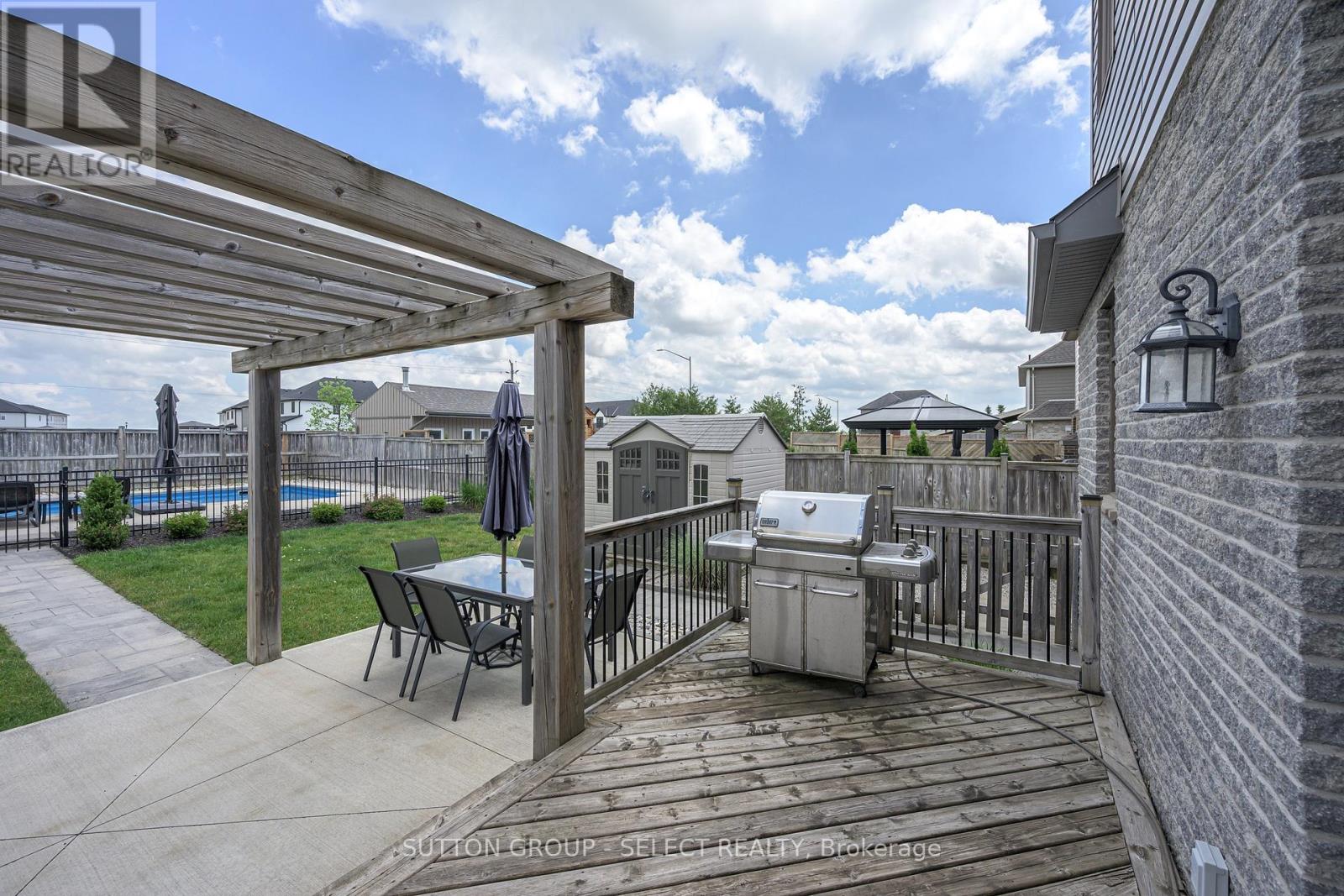 6 Ashwood Crescent, Middlesex Centre, Ontario  N0M 2A0 - Photo 32 - X13632746