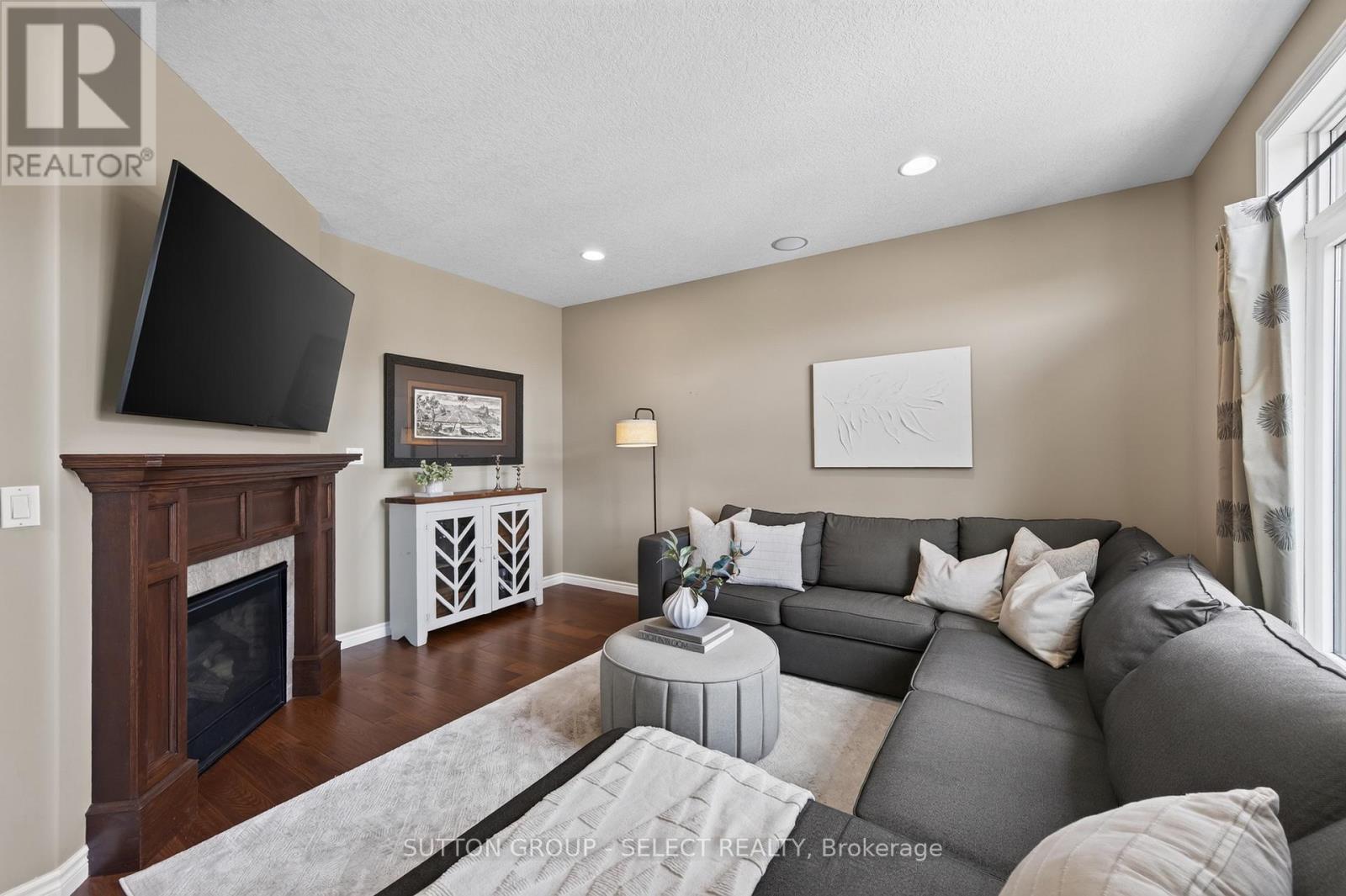 6 Ashwood Crescent, Middlesex Centre, Ontario  N0M 2A0 - Photo 6 - X13632746