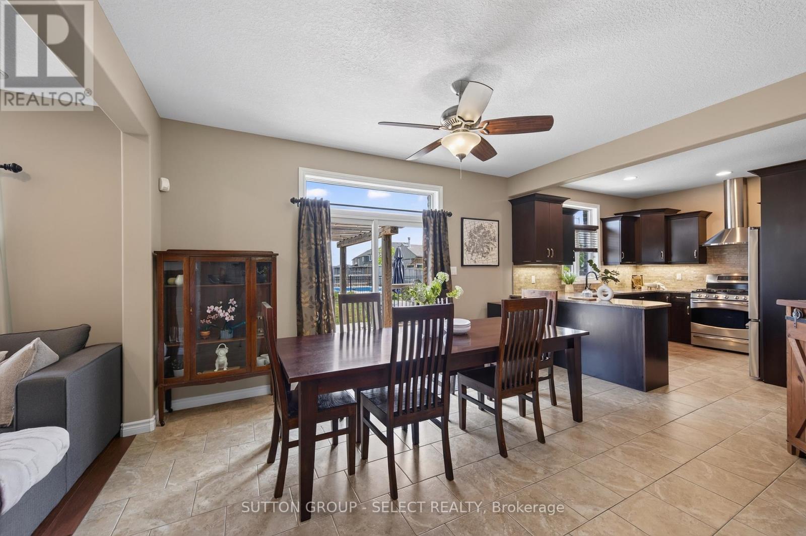 6 Ashwood Crescent, Middlesex Centre, Ontario  N0M 2A0 - Photo 8 - X13632746