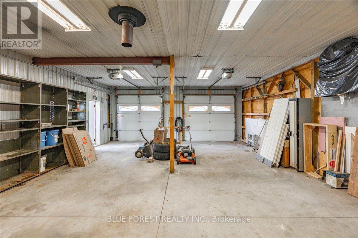 1881 Mary Street, Perth South (Blanshard), Ontario  N0K 1K0 - Photo 32 - X13632770
