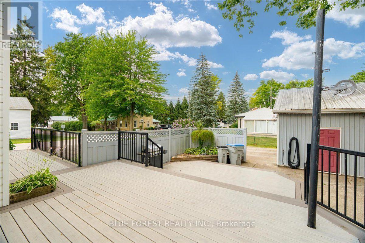 1881 Mary Street, Perth South (Blanshard), Ontario  N0K 1K0 - Photo 34 - X13632770