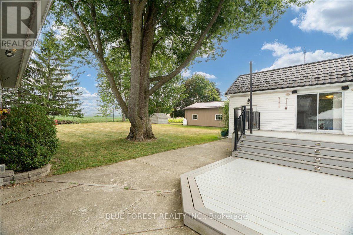 1881 Mary Street, Perth South (Blanshard), Ontario  N0K 1K0 - Photo 37 - X13632770