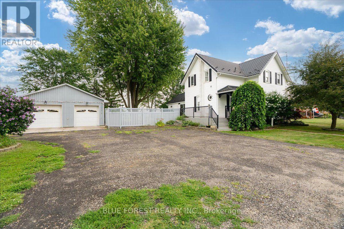 1881 Mary Street, Perth South (Blanshard), Ontario  N0K 1K0 - Photo 4 - X13632770