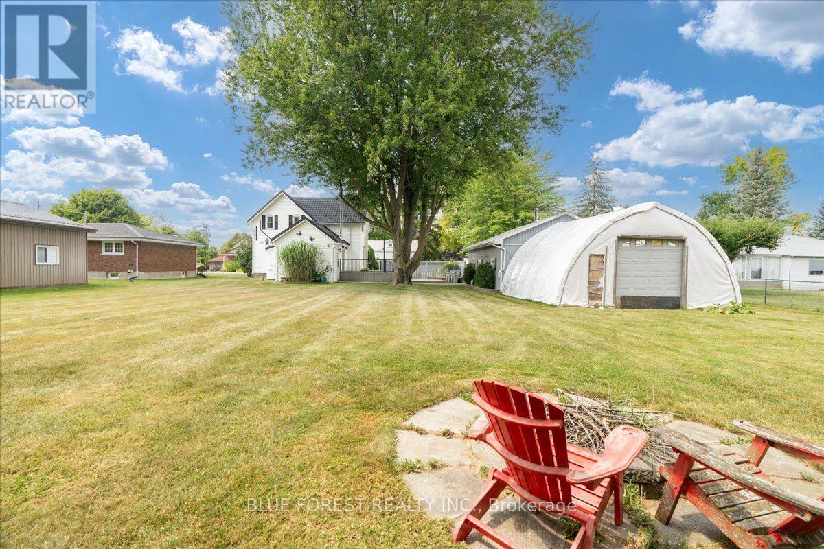 1881 Mary Street, Perth South (Blanshard), Ontario  N0K 1K0 - Photo 41 - X13632770