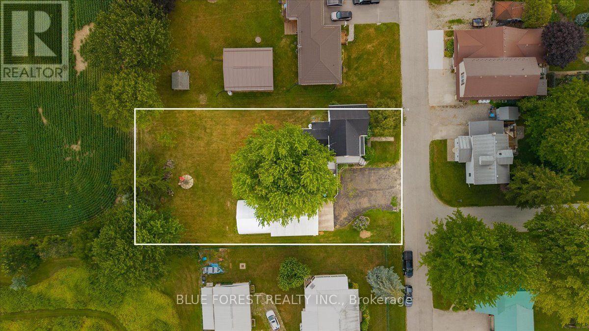 1881 Mary Street, Perth South (Blanshard), Ontario  N0K 1K0 - Photo 43 - X13632770