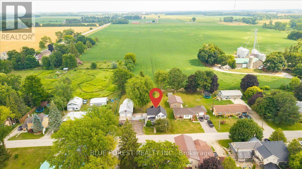 1881 Mary Street, Perth South (Blanshard), Ontario  N0K 1K0 - Photo 45 - X13632770