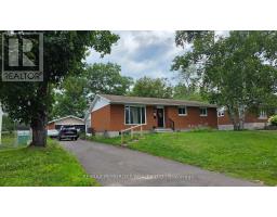 32 PARK DRIVE, Petawawa, Ontario