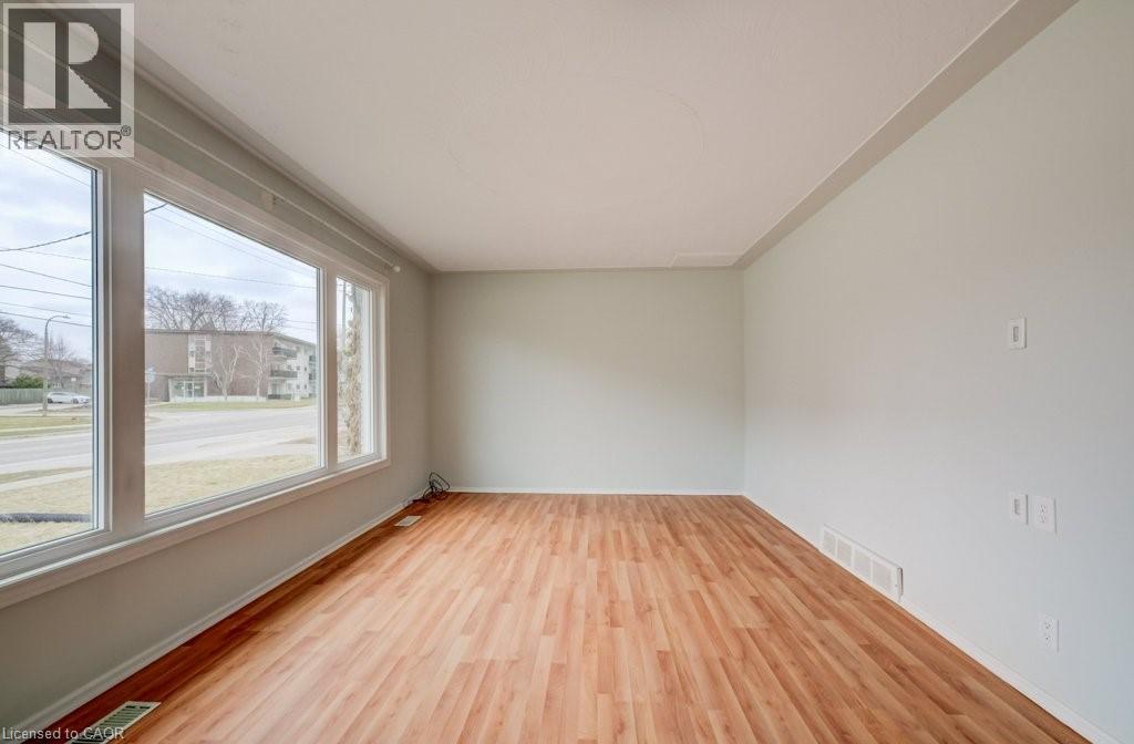 151 Franklin Street N, Kitchener, Ontario  N2A 1Y3 - Photo 4 - 40837135