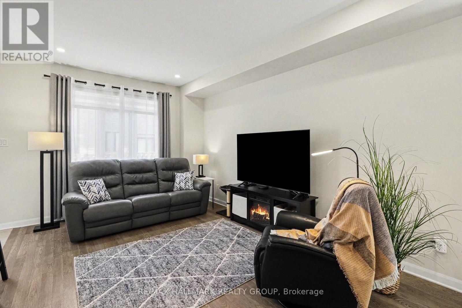 715 Sebastian Street, Ottawa, Ontario  K4A 5L1 - Photo 10 - X13632674