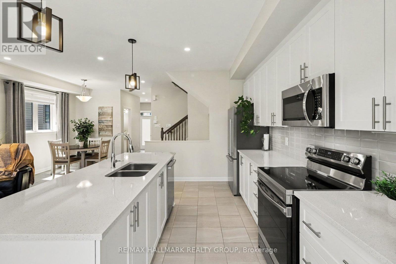 715 Sebastian Street, Ottawa, Ontario  K4A 5L1 - Photo 16 - X13632674