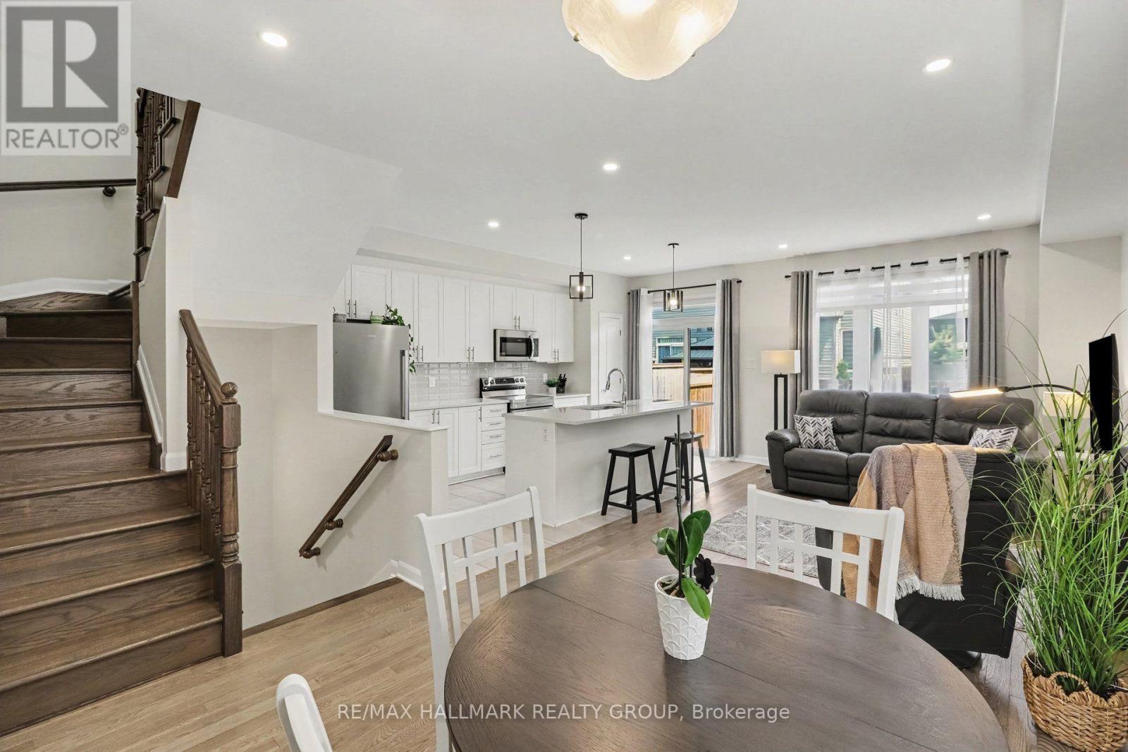 715 Sebastian Street, Ottawa, Ontario  K4A 5L1 - Photo 6 - X13632674