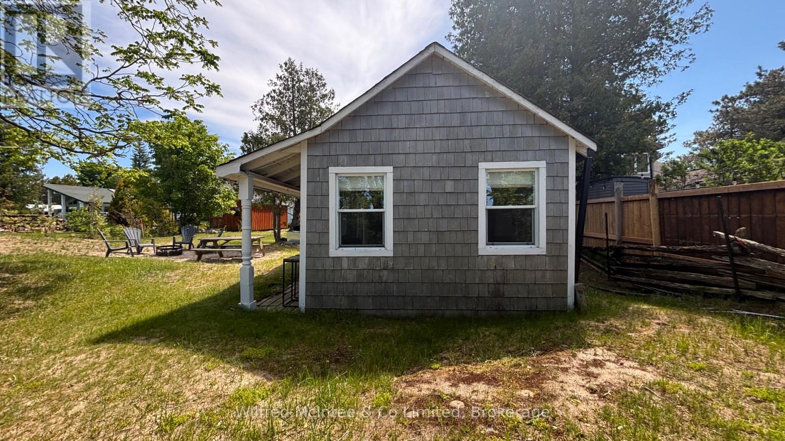 105 5th Avenue S, Native Leased Lands, Ontario  N0H 2L0 - Photo 18 - X13466920