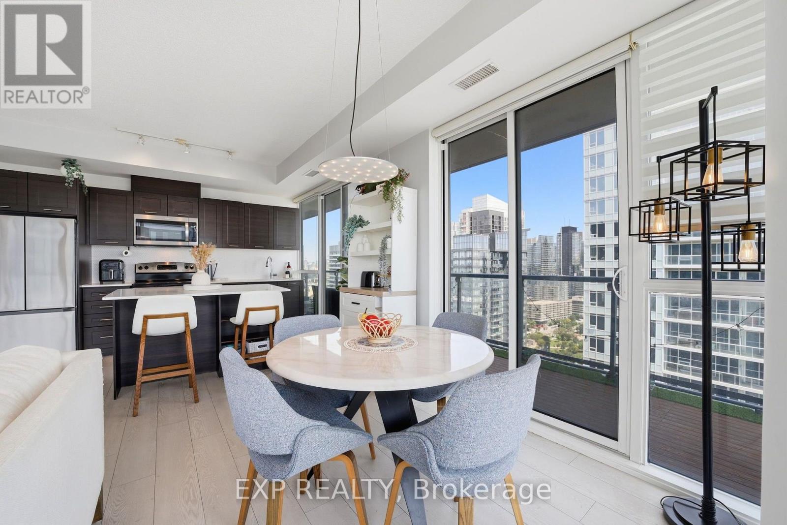Lph07 - 20 Bruyeres Mews, Toronto, Ontario M5V 0G8 - Photo 12 - C13632738