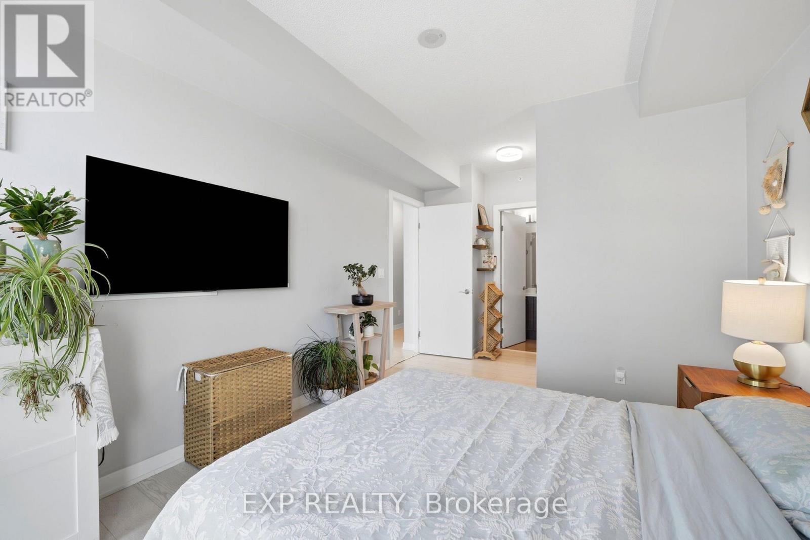 Lph07 - 20 Bruyeres Mews, Toronto, Ontario M5V 0G8 - Photo 24 - C13632738