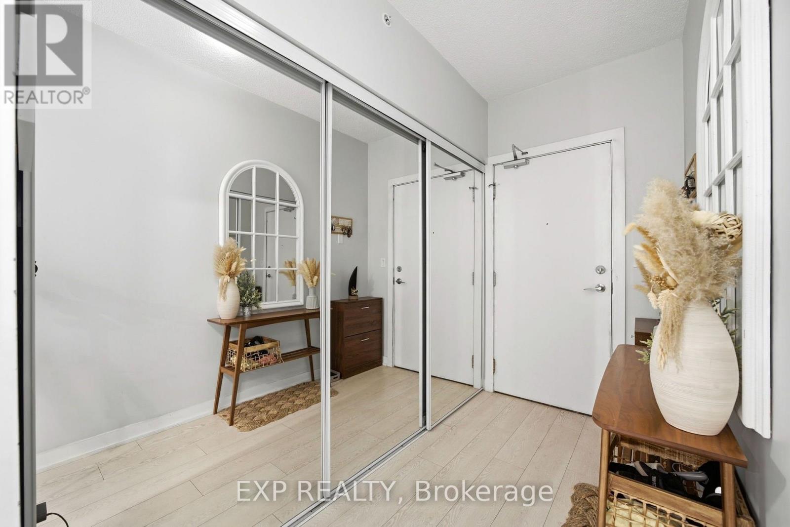 Lph07 - 20 Bruyeres Mews, Toronto, Ontario M5V 0G8 - Photo 37 - C13632738