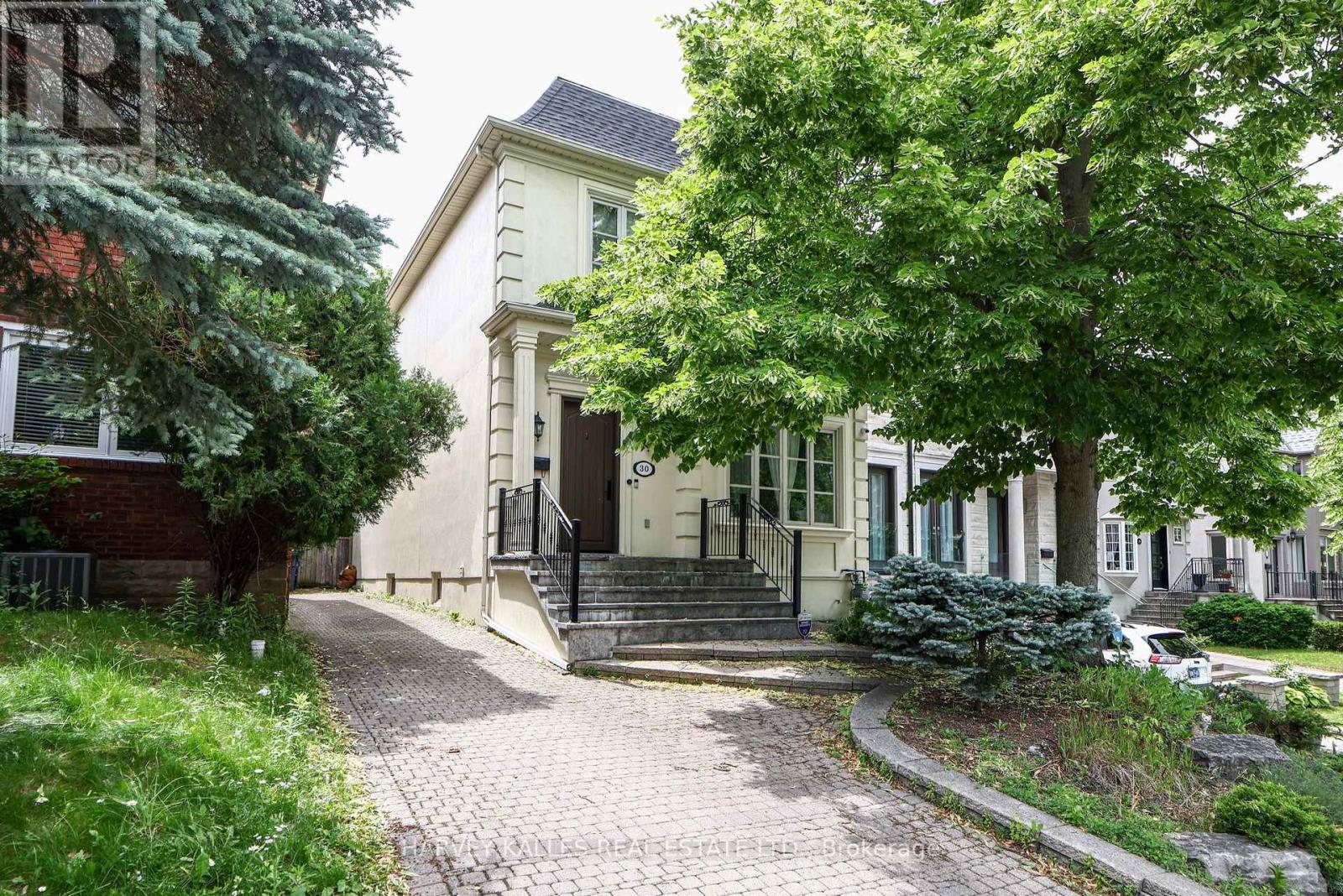 <div class="slider-price">$2,249,000</div><p>30 Walder Avenue, Toronto, Ontario</p>
