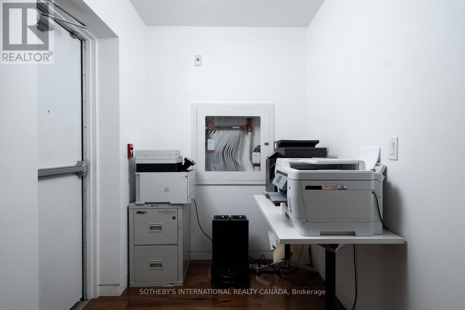Second Floor - 101 Scollard Street, Toronto, Ontario  M5R 1G4 - Photo 18 - C13632804
