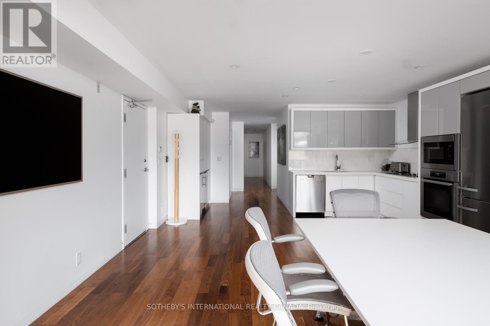 Second Floor - 101 Scollard Street, Toronto, Ontario  M5R 1G4 - Photo 5 - C13632804