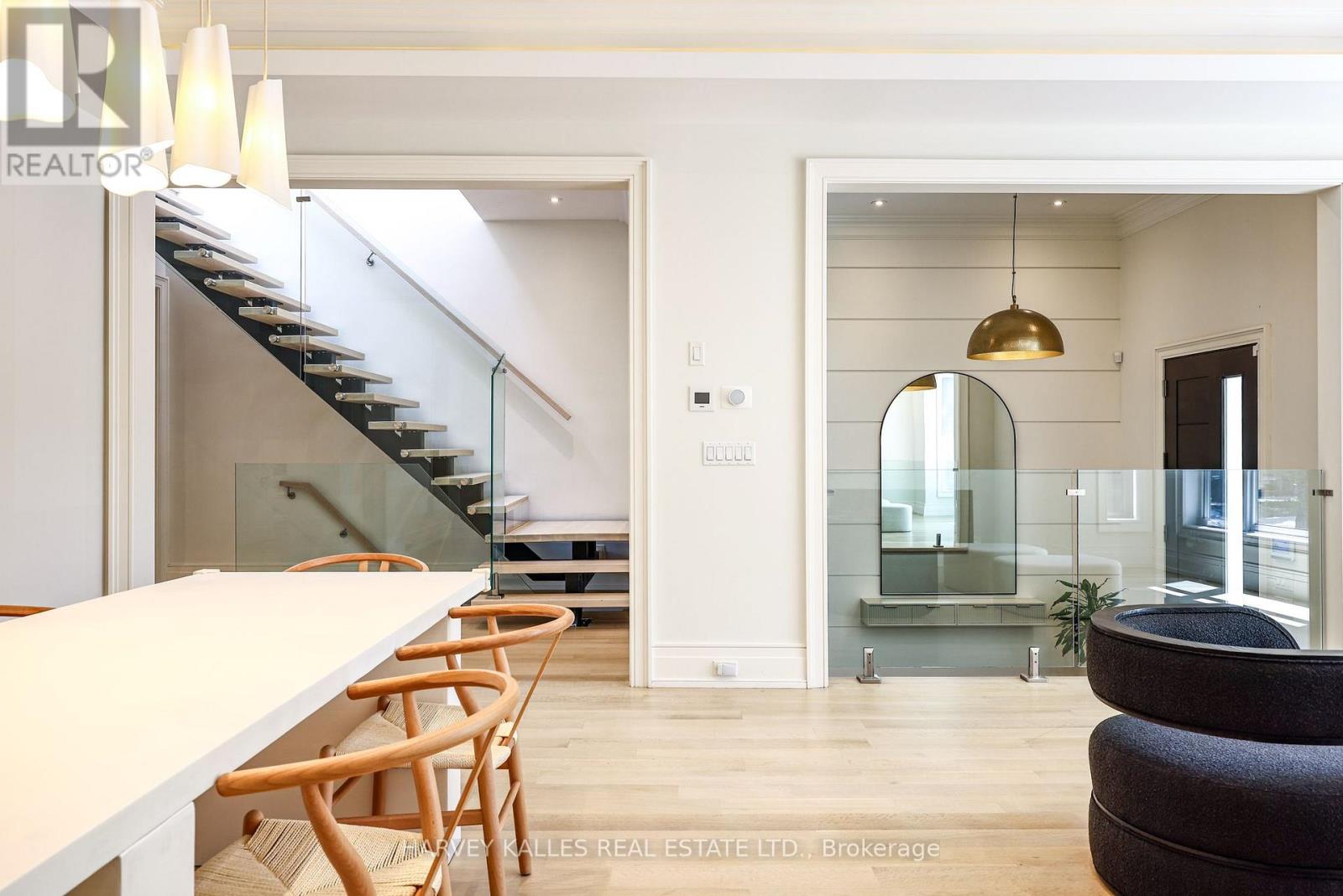 42 Carmichael Avenue, Toronto (Bedford Park-Nortown), Ontario  M5M 2W7 - Photo 10 - C13632810