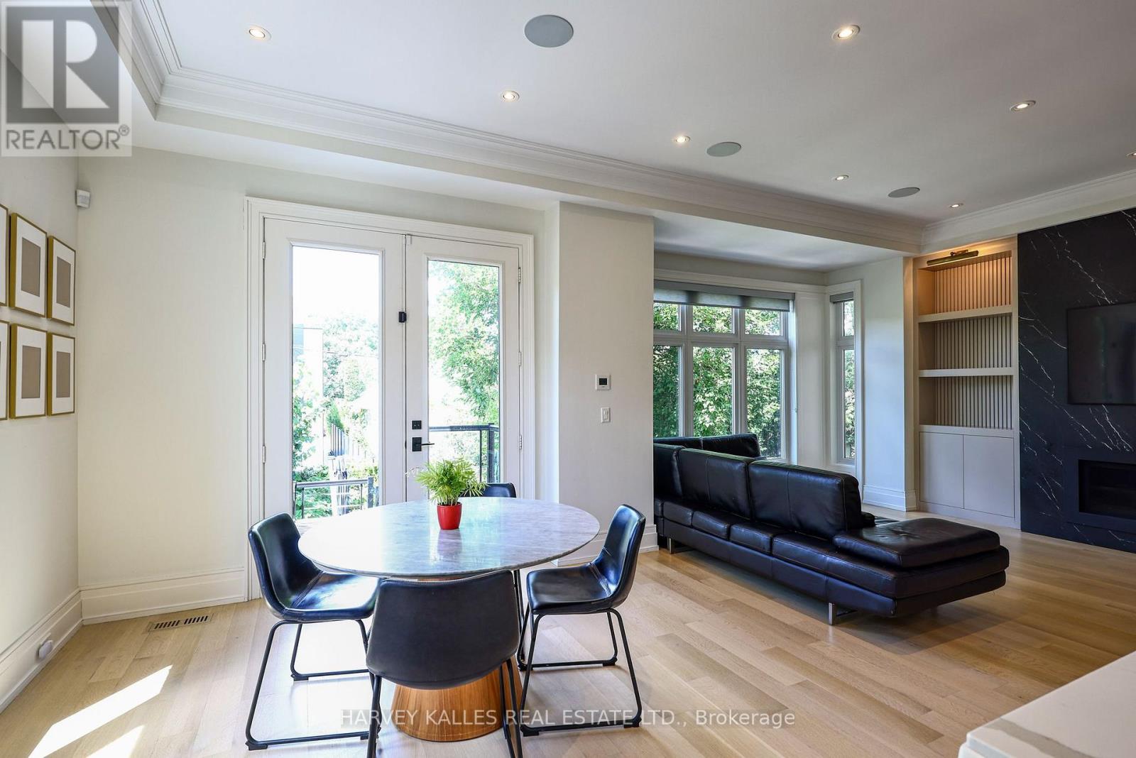 42 Carmichael Avenue, Toronto (Bedford Park-Nortown), Ontario  M5M 2W7 - Photo 15 - C13632810