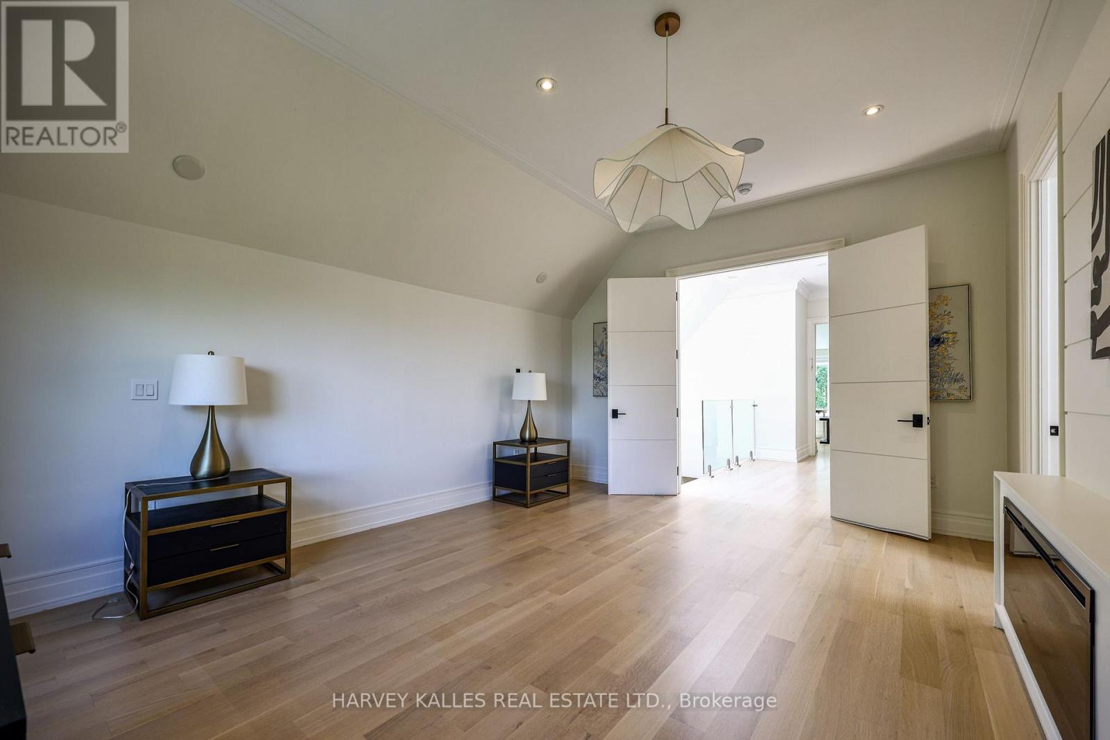 42 Carmichael Avenue, Toronto (Bedford Park-Nortown), Ontario  M5M 2W7 - Photo 24 - C13632810