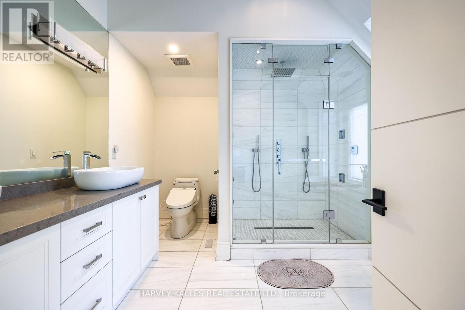 42 Carmichael Avenue, Toronto (Bedford Park-Nortown), Ontario  M5M 2W7 - Photo 25 - C13632810