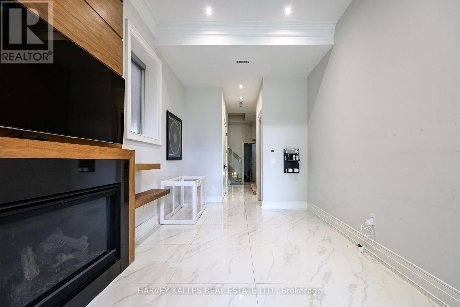 42 Carmichael Avenue, Toronto (Bedford Park-Nortown), Ontario  M5M 2W7 - Photo 42 - C13632810