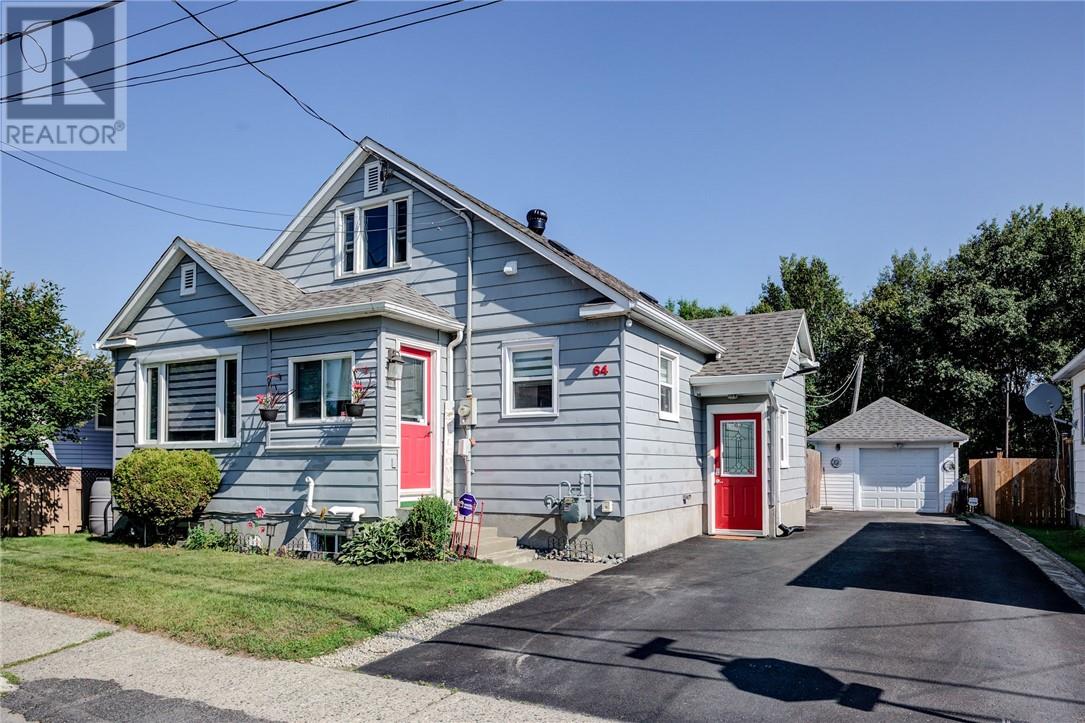 64 Desjardins, Garson, Ontario  P3L 1A8 - Photo 2 - 2129137
