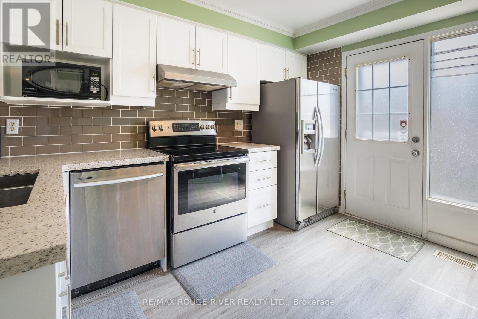 91 - 23 Hedge End Road, Toronto, Ontario M1B 5Z4 - Photo 8 - E13632660