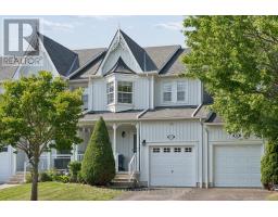 52 BEXLEY CRESCENT, Whitby, Ontario